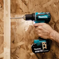Makita XFD131 18V LXT Lithium-Ion Brushless Cordless 1/2 in. Driver-Drill Kit, 3.0Ah