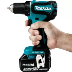 Makita XFD131 18V LXT Lithium-Ion Brushless Cordless 1/2 in. Driver-Drill Kit, 3.0Ah