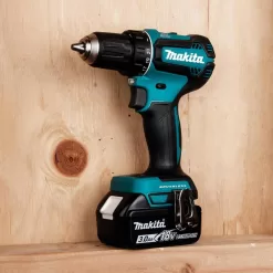 Makita XFD131 18V LXT Lithium-Ion Brushless Cordless 1/2 in. Driver-Drill Kit, 3.0Ah