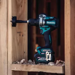 Makita GT200D-BL4040 40V Max XGT Brushless Cordless 2-Pc. Combo Kit 2.5Ah with bonus 40V Max XGT 4.0Ah Battery