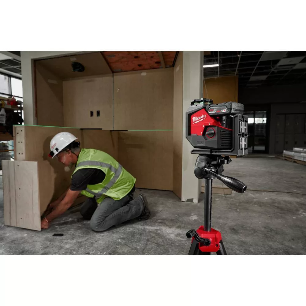 Milwaukee 3631-20 M12 12-Volt Lithium-Ion Cordless Green 360-Degree Single Plane Laser Level (Tool Only)