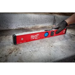 Milwaukee MLDIG24-MLSQ070 24 in. REDSTICK Digital Box Level with Pin-Point Measurement Technology and 7 in. Rafter Square