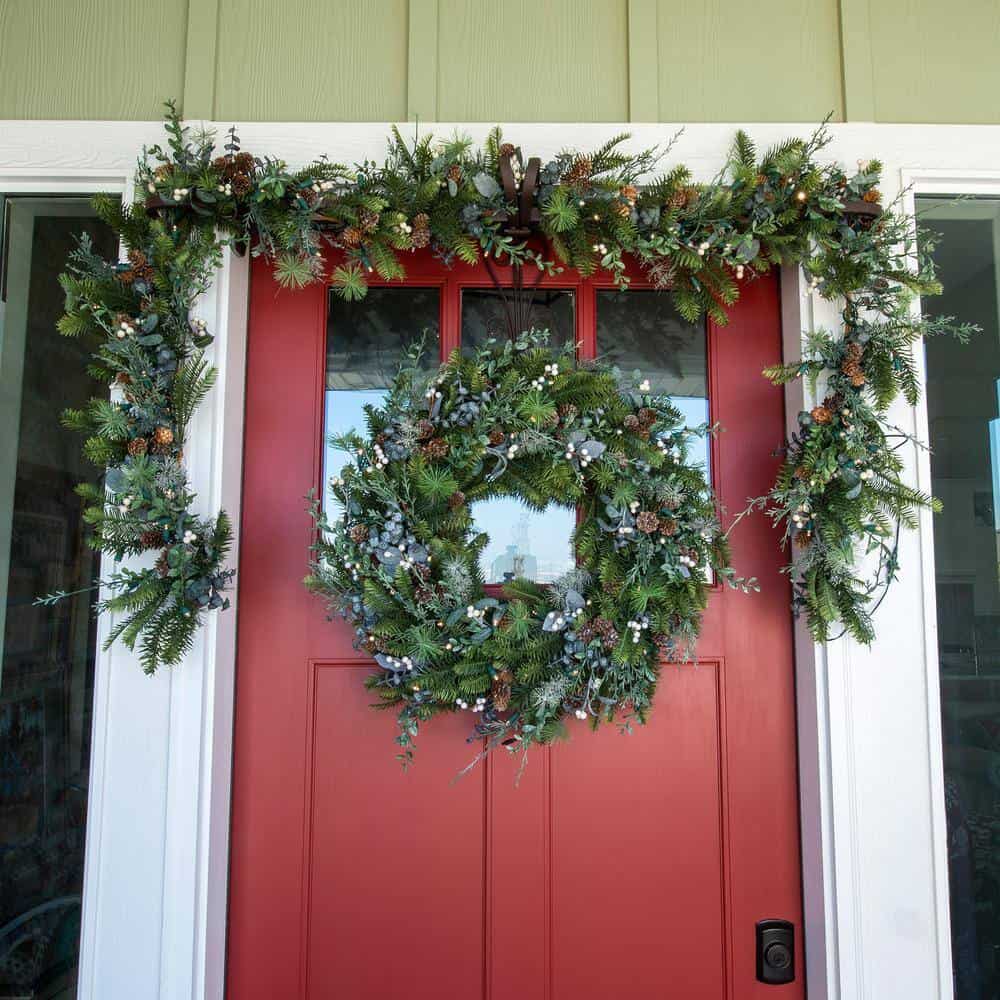 Village Lighting Company V-20684 30 in. Artificial Pre-Lit LED Rustic White Berry Wreath
