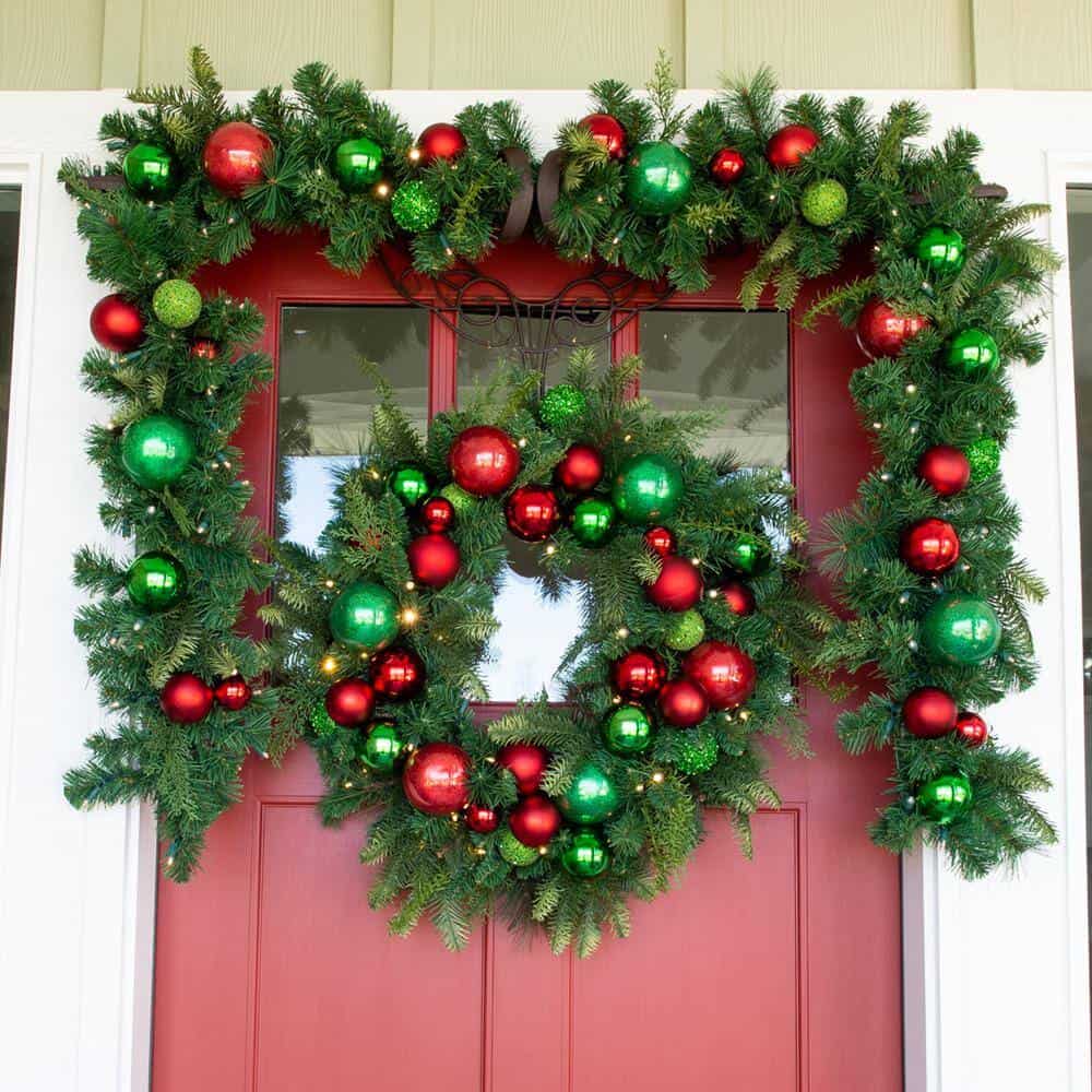 Village Lighting Company V-20706 30 in. Artificial Pre-Lit LED Christmas Cheer Wreath