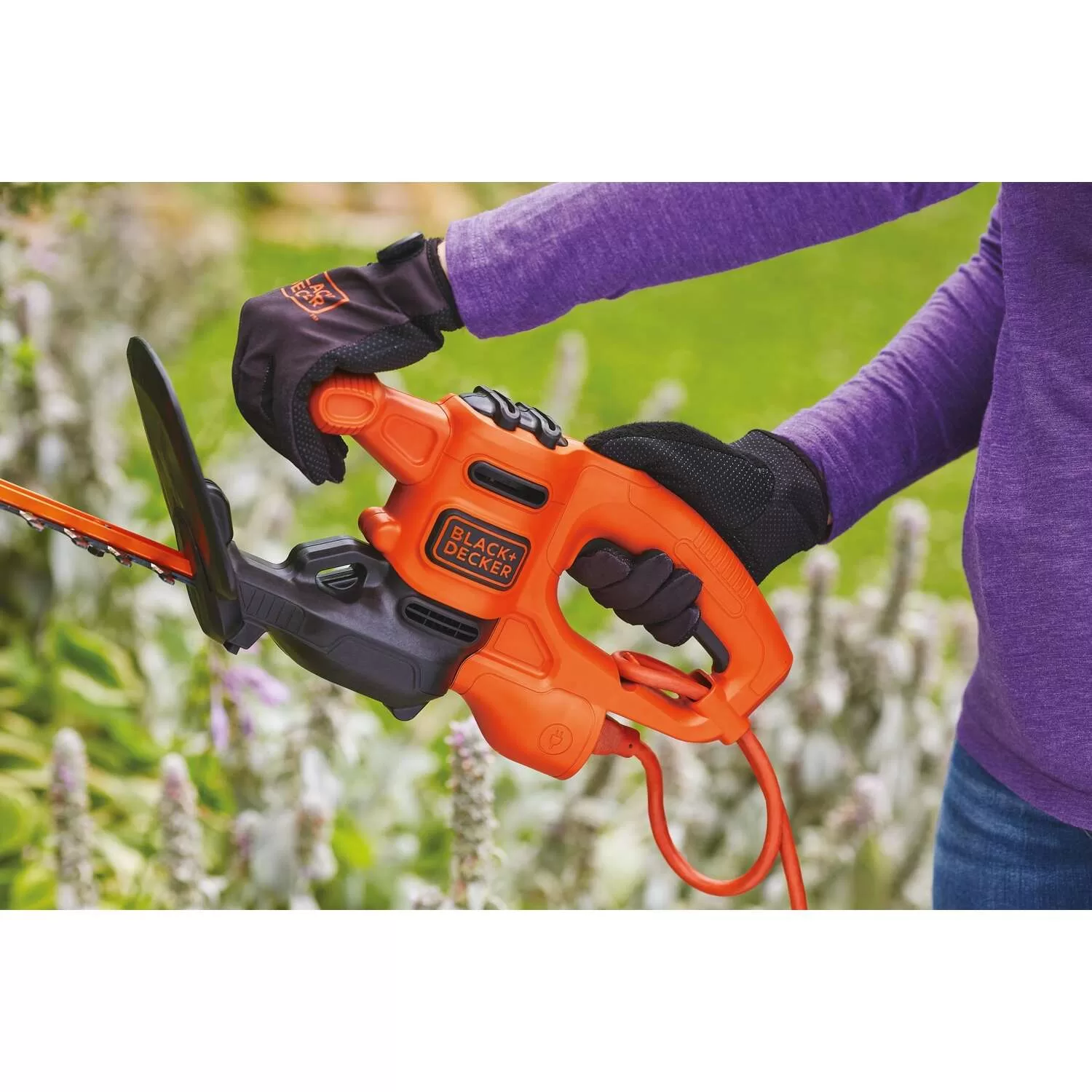 Black+Decker 16 in. 120 V Electric Hedge Trimmer Tool Only