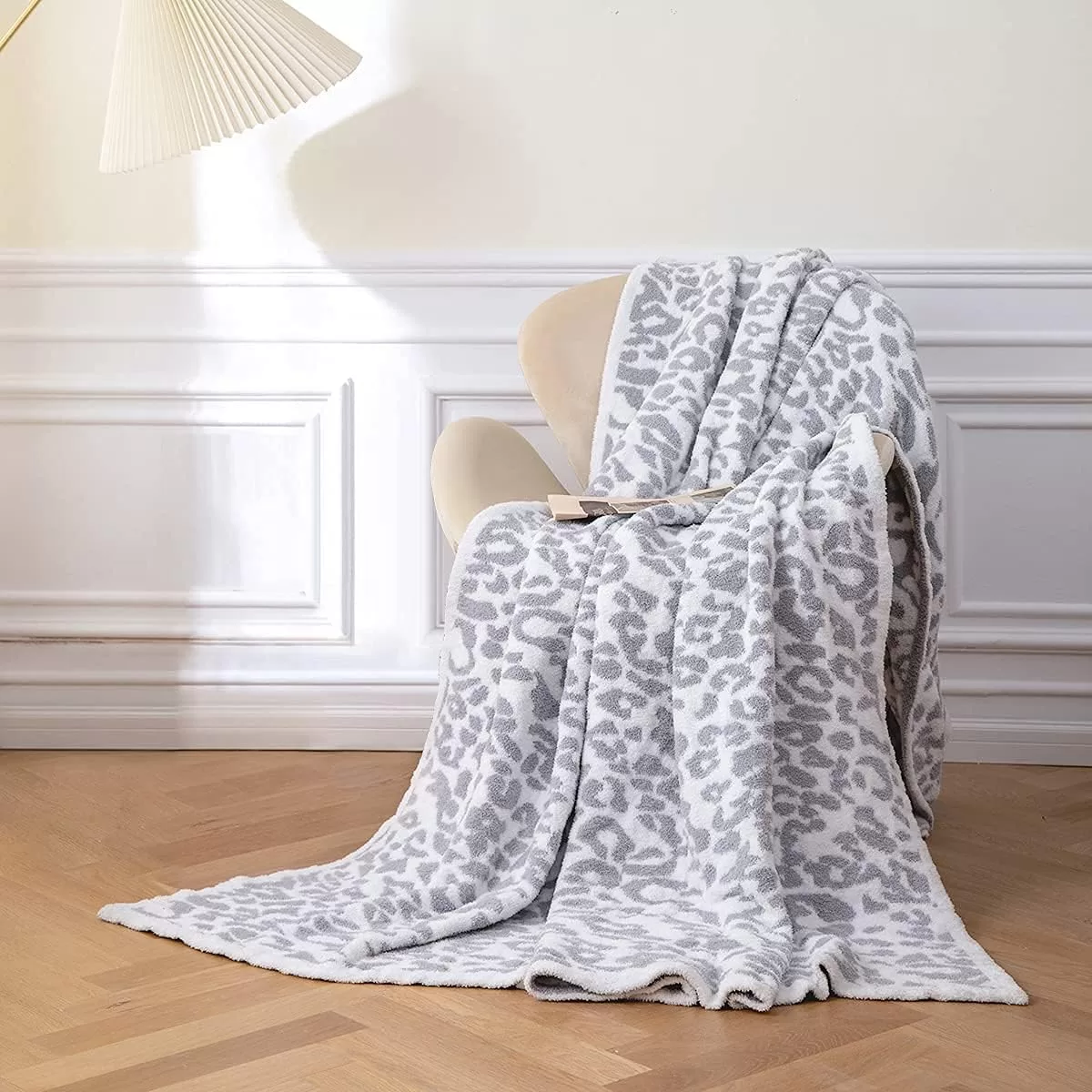 MH MYLUNE HOME Ultra Soft Micro Plush White Grey Leopard Blanket (51x63 inches)