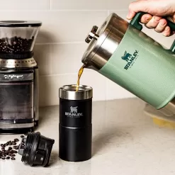 Stanley French Press 48oz with Double Vacuum Insulation, Hammertone Green