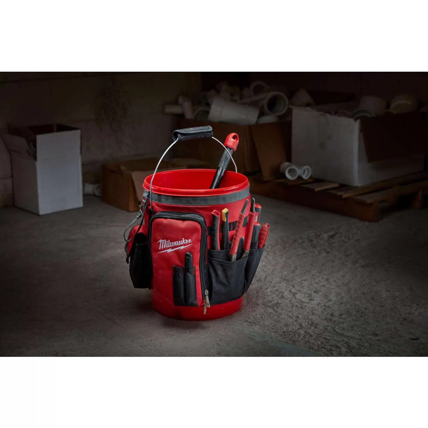 Milwaukee 2.17 in. W X 13.39 in. H Ballistic Nylon Bucket Organizer 32 pocket Black/Red 1 pc