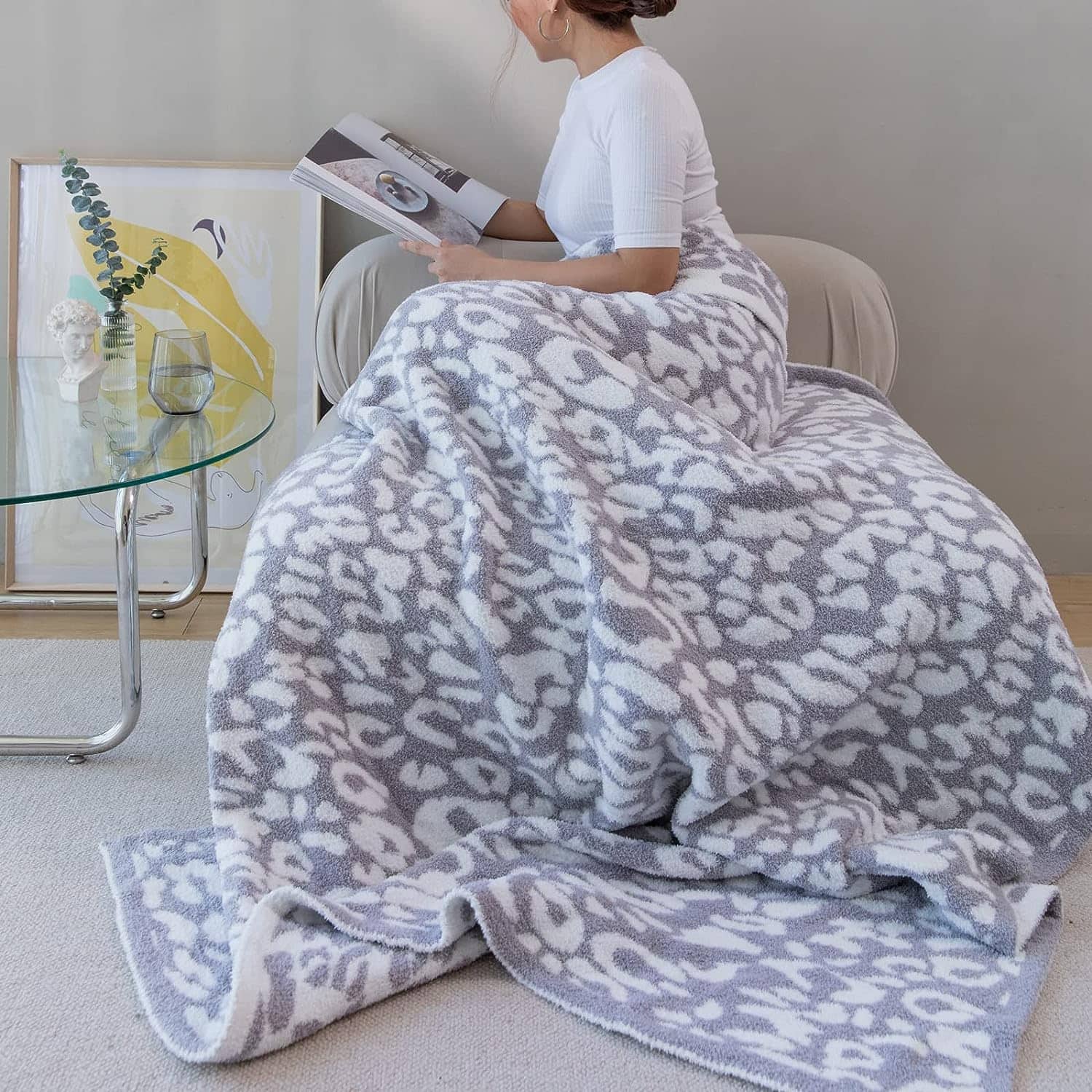 MH MYLUNE HOME Ultra Soft Micro Plush White Grey Leopard Blanket (51x63 inches)