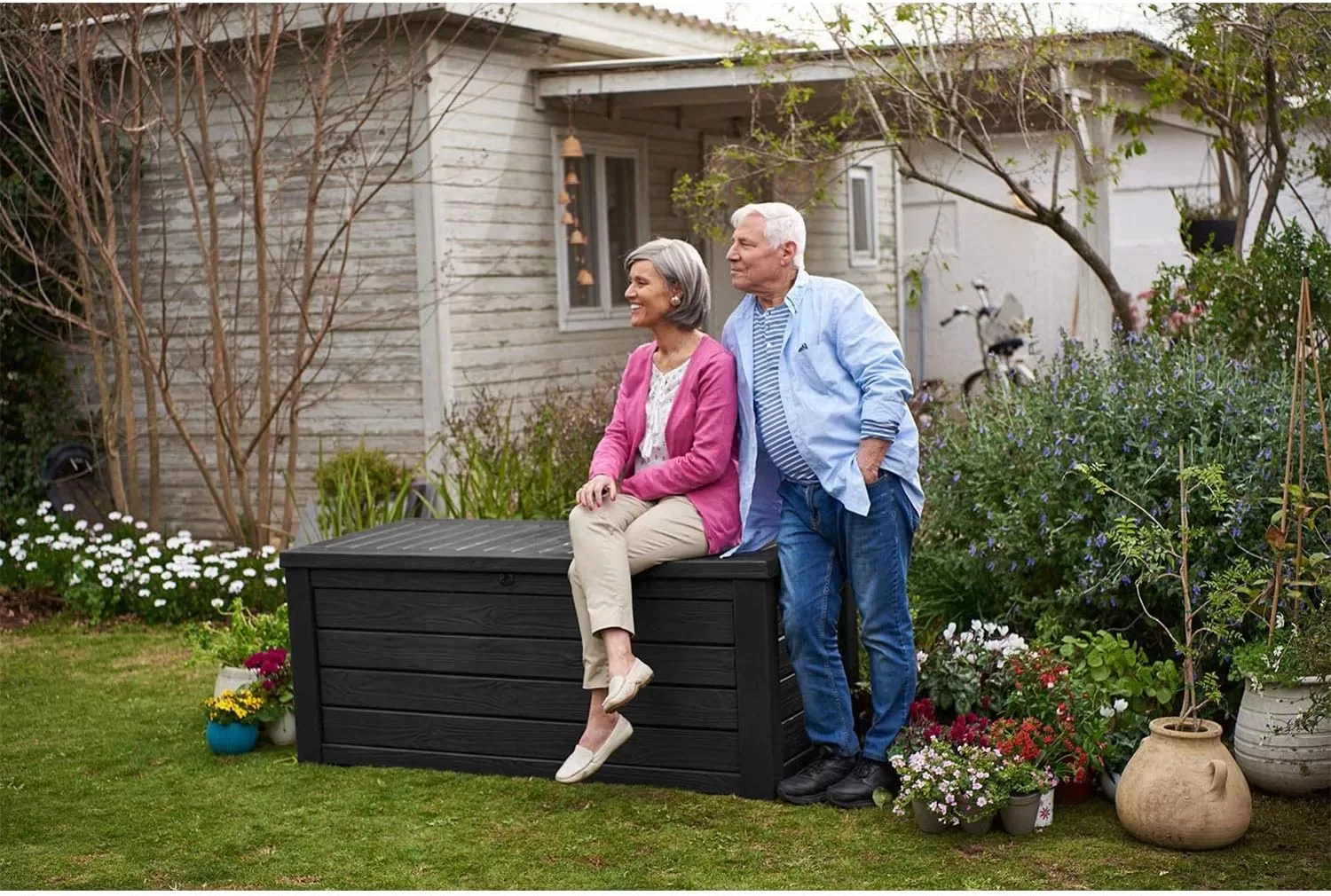 Keter Westwood 150 Gallon Plastic Backyard Deck Box and Storage, Dark Gray