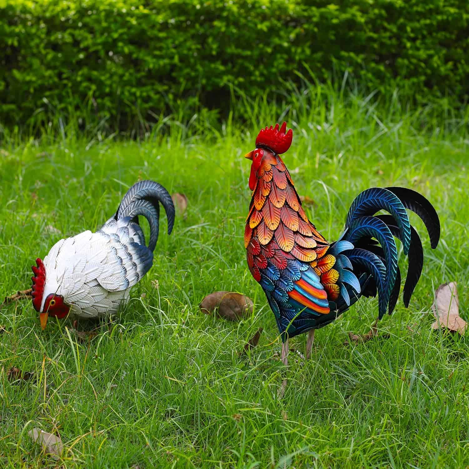 Shorayn Metal Rooster Statues, Outdoor Garden Statues, Metal Chicken Decor, Set of 2