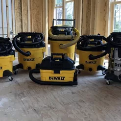 DEWALT DXV06P 6 gallon Poly Wet/Dry Vac, Yellow
