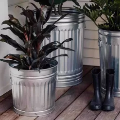 Behrens 31 gal Silver Galvanized Steel Trash Can Lid Included Animal Proof/Animal Resistant