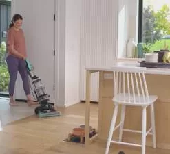 BISSELL CleanView Swivel Rewind Pet Reach - 3197