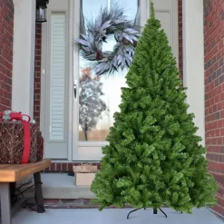 WELLFOR CM-HWY-21222 9 ft. Green Unlit Full Artificial Christmas Tree with 2132 PVC Tips and Solid Metal Stand