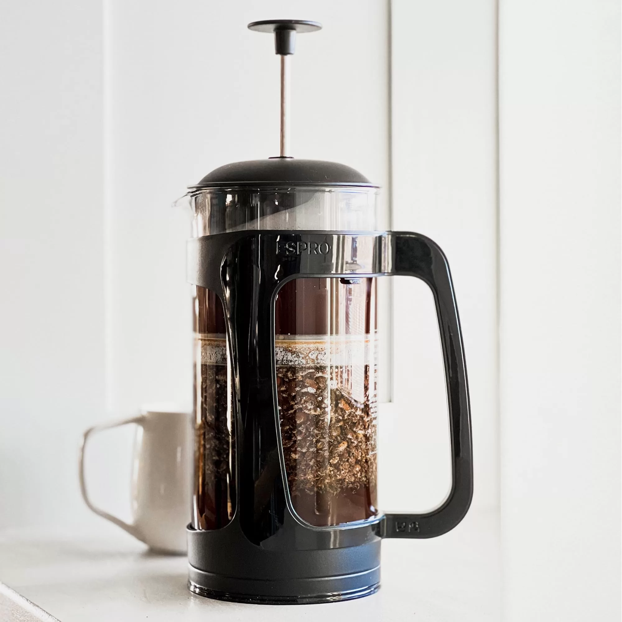 ESPRO - P3 French Press - Double Micro-Filtered Coffee and Tea Maker, Grit-Free and Bitterness - Free Brews - (Black, 32 Oz)