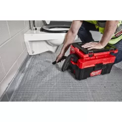Milwaukee M18 FUEL PACKOUT Cordless 2.5 Gal Wet/Dry Vacuum w/AIR-TIP 1-1/4 in. - 2-1/2 in. (7-Piece) Long Reach Flexible Hose Set