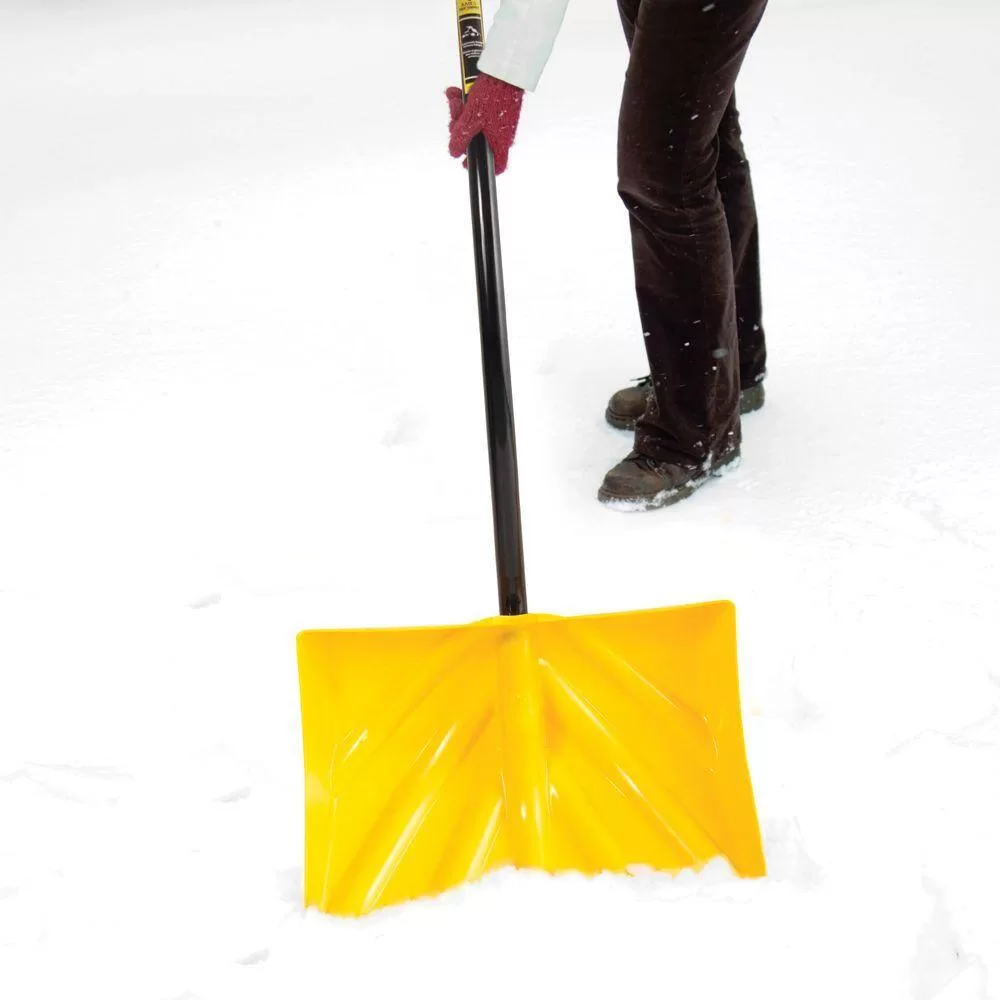 True Temper 37.4 in. Metal Handle Plastic Blade Ergonomic Mountain Mover Snow Shovel (Pack of 2)