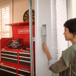 CRAFTSMAN 1/2 Hps myQ Smart Belt Drive Garage Door Opener Wi-fi Compatibility