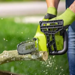 Sun Joe 24-volt 10-in Brushless Battery 4 Amp 4 Ah Chainsaw (Battery and Charger Included)