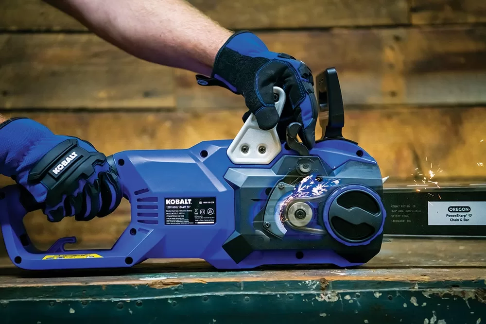 Kobalt A011038 18-in Corded Electric 15 Amp Chainsaw