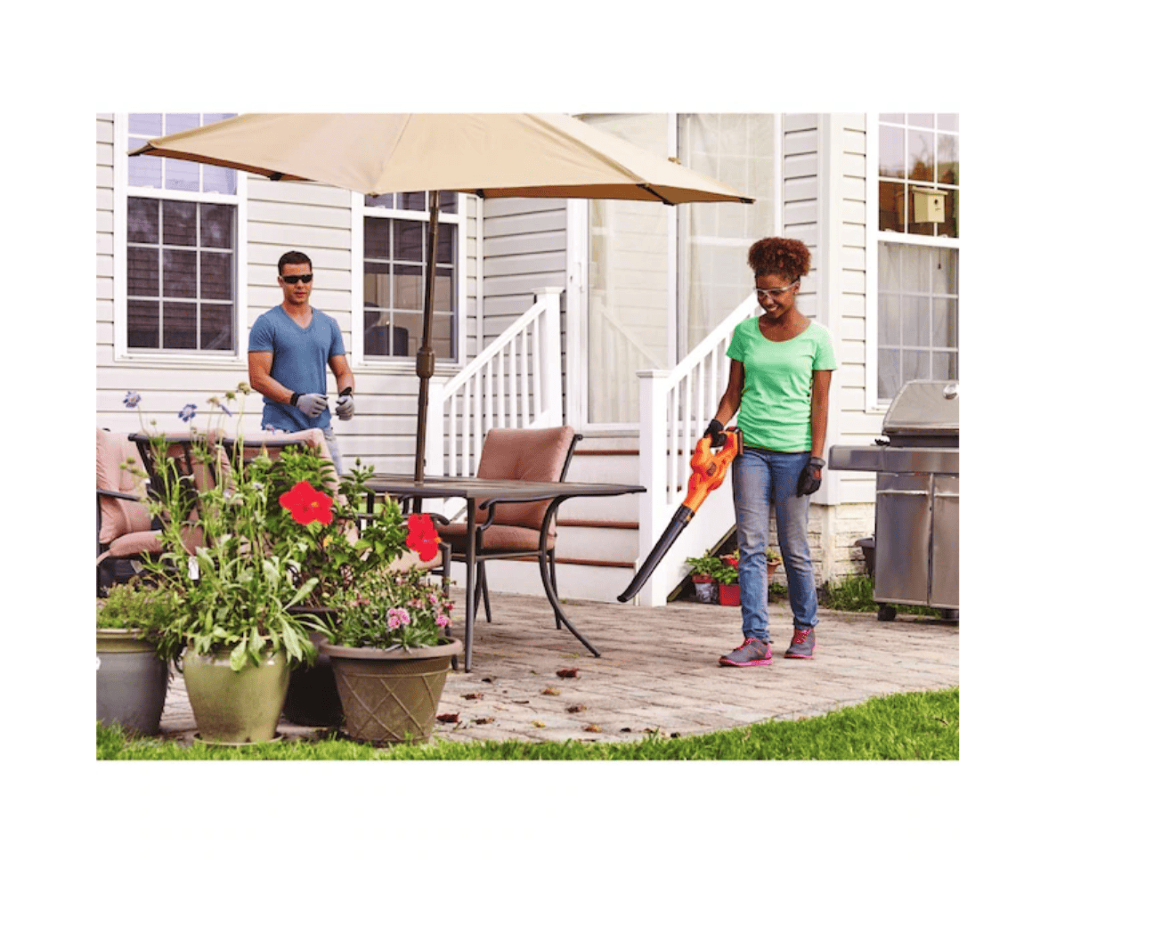 BLACK+DECKER LSW221 20-volt Max 80-CFM 130-MPH Handheld Cordless Electric Leaf Blower (Battery Included)