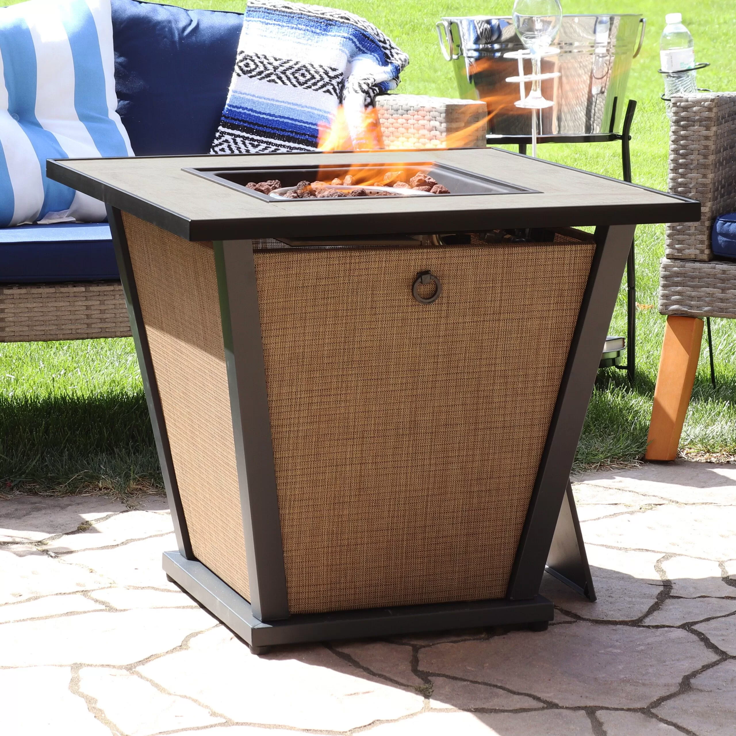Sunnydaze Decor 28-in W 40000-BTU Brown Portable Steel Propane Gas Fire Pit Table