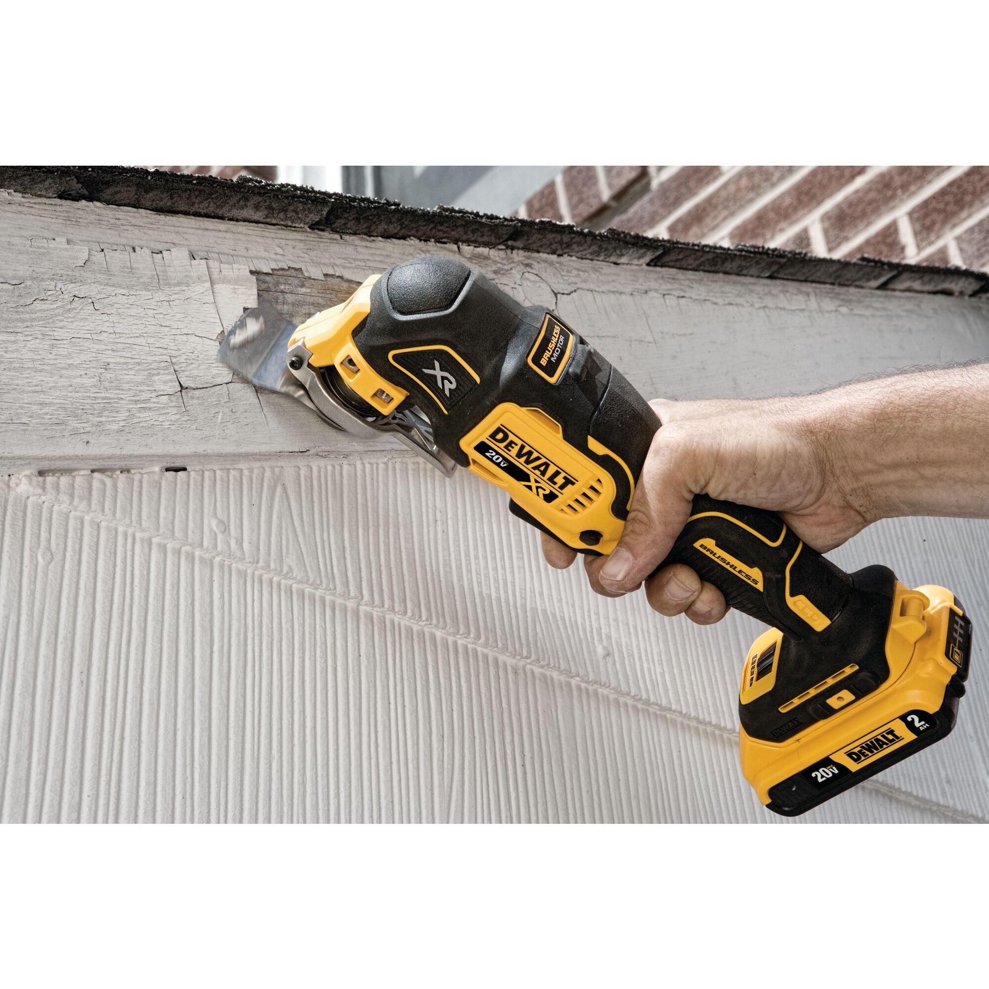 DEWALT DCS356B Cordless Brushless 20-volt Max Variable Speed Oscillating Multi-Tool Kit - Image 12