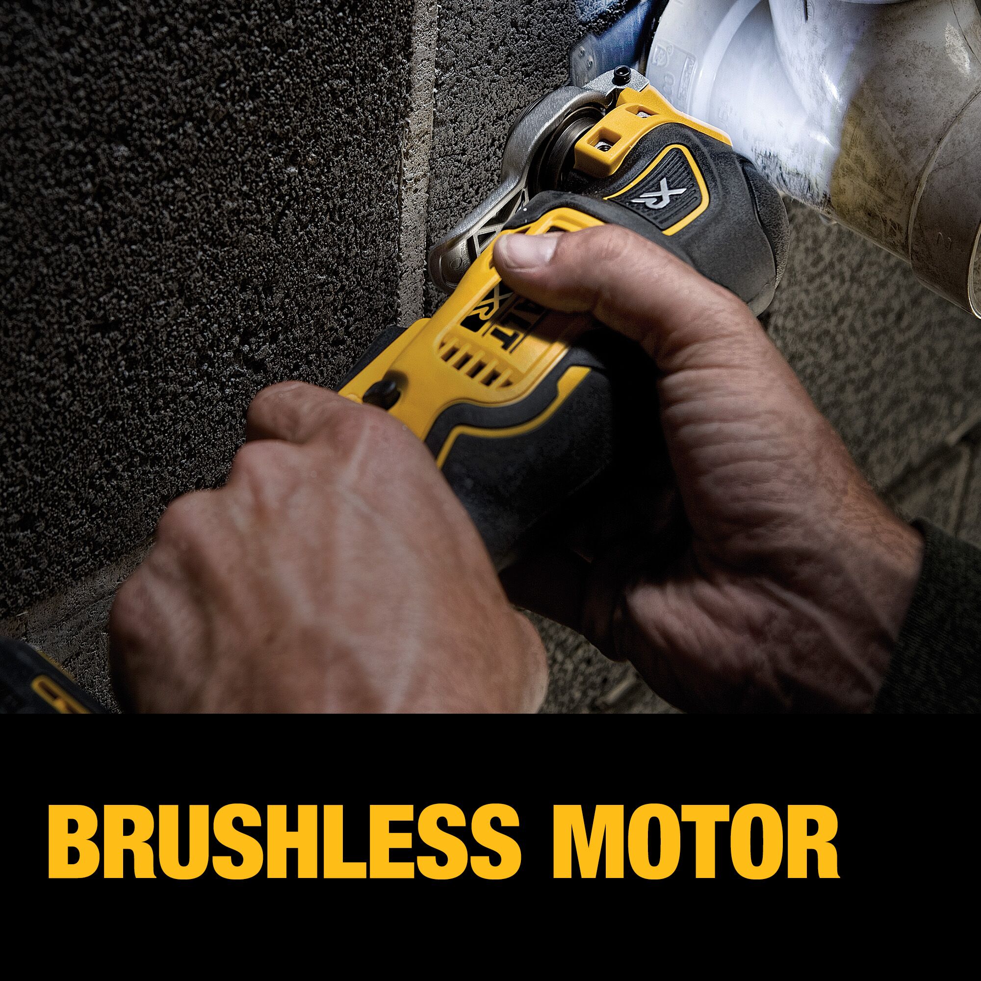 DEWALT DCS356B Cordless Brushless 20-volt Max Variable Speed Oscillating Multi-Tool Kit - Image 3