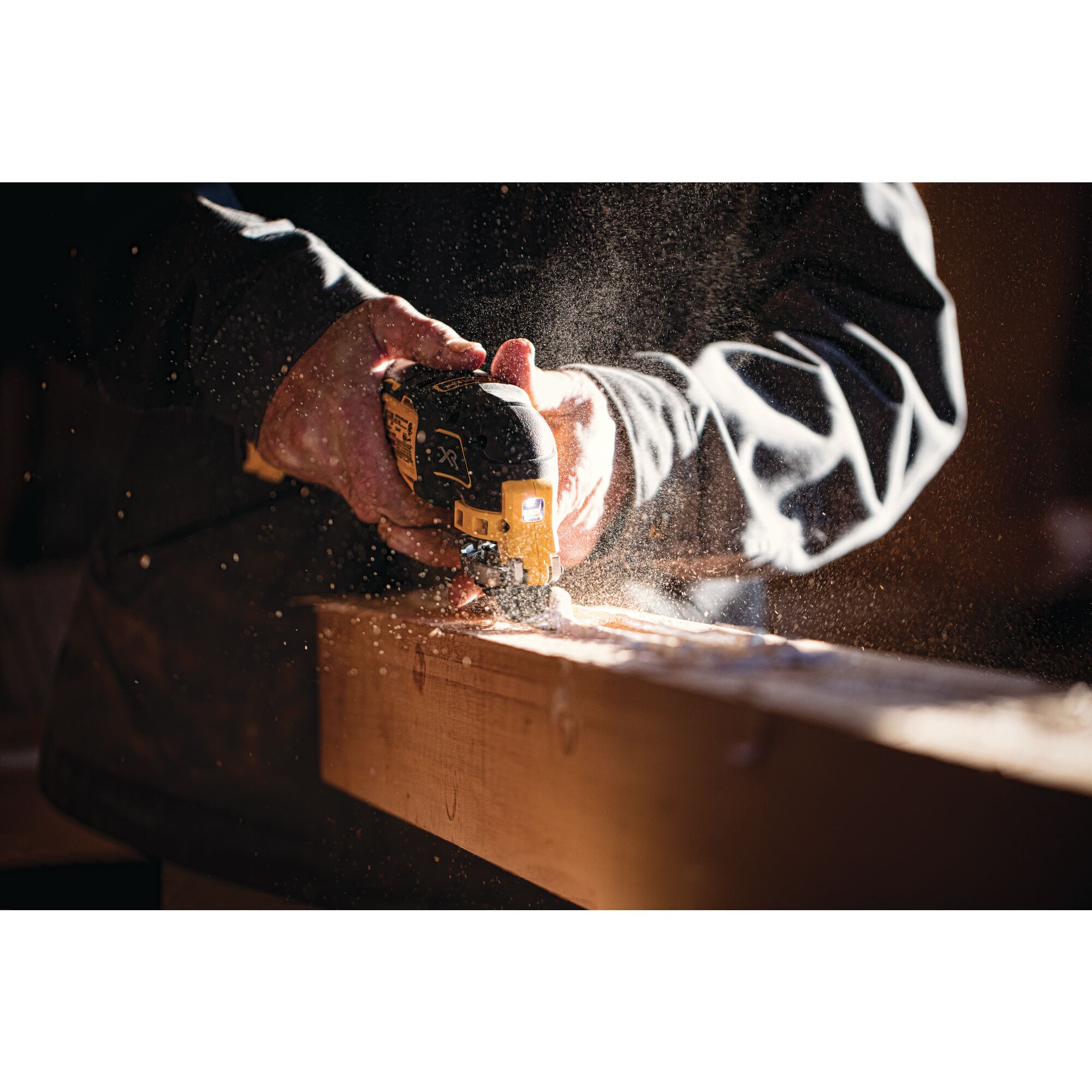 DEWALT DCS356B Cordless Brushless 20-volt Max Variable Speed Oscillating Multi-Tool Kit - Image 14