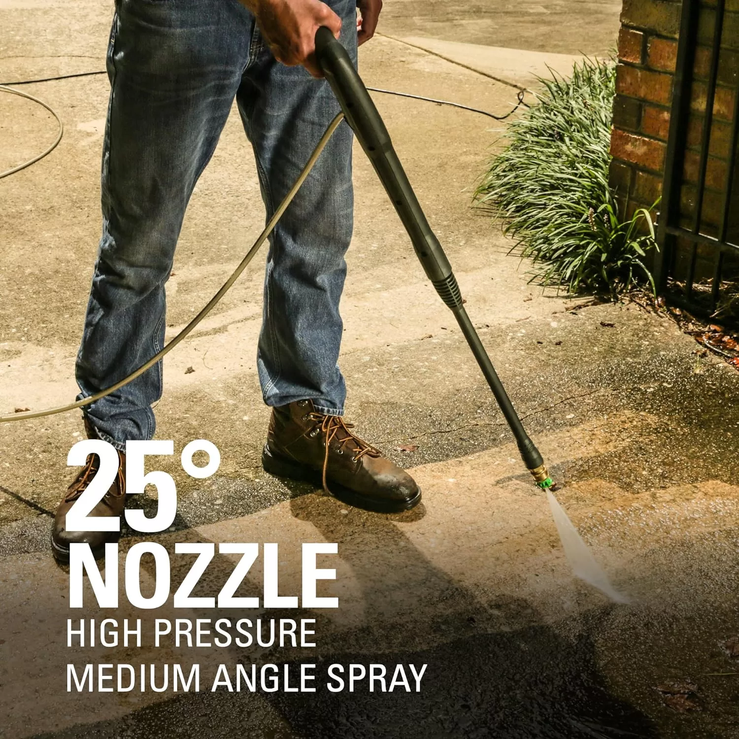 Greenworks 1600 PSI (1.2 GPM) Electric Pressure Washer (Ultra Compact / Lightweight / 20 FT Hose / 35 FT Power Cord)