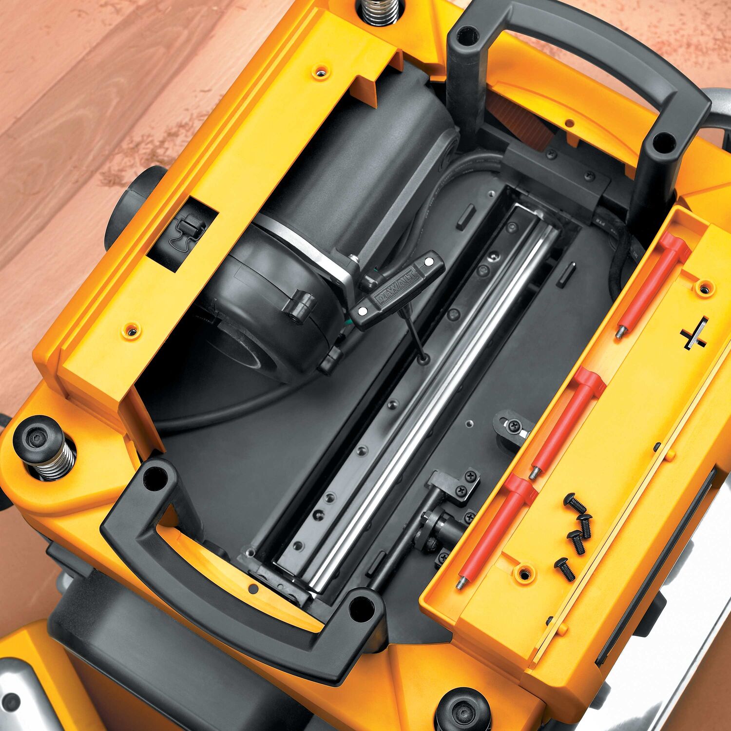 DEWALT DW735X 15 Amp Corded 13 in. Heavy-Duty 2-Speed Bench Planer with (3) Knives, In Feed Table and Out Feed Table - Image 15