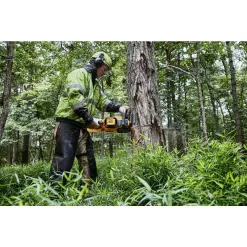 DEWALT 60V MAX 20in. Brushless Battery Powered Chainsaw Kit, (1) FLEXVOLT 5Ah Battery, Charger & 20in. Chain (68 Link)