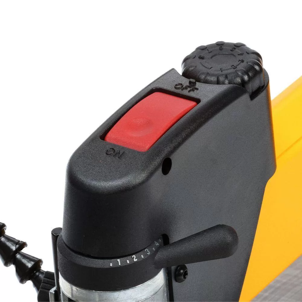 DEWALT DW788 20 in. Variable-Speed Scroll Saw