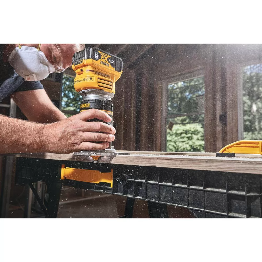 DEWALT 20V MAX XR Cordless Brushless Compact Router, (1) 20V MAX Compact Lithium-Ion 3.0Ah Battery, and 12V-20V MAX Charger
