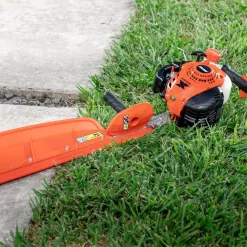 ECHO HCS-2810 28 in. 21.2 cc Gas 2-Stroke Engine X Series Single-Sided Hedge Trimmer