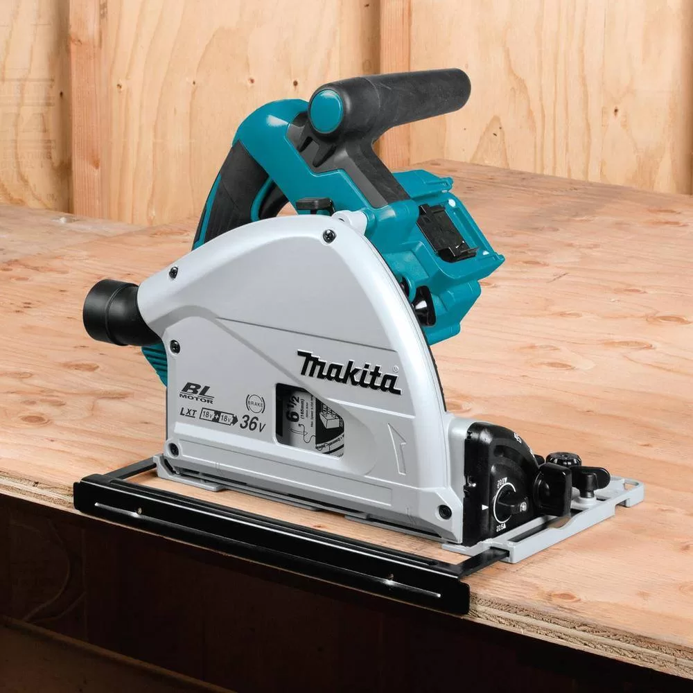Makita XPS01Z 18V X2 LXT Lithium-Ion (36V) Brushless Cordless 6-1/2 in. Plunge Circular Saw (Tool Only) with 55T Carbide Blade