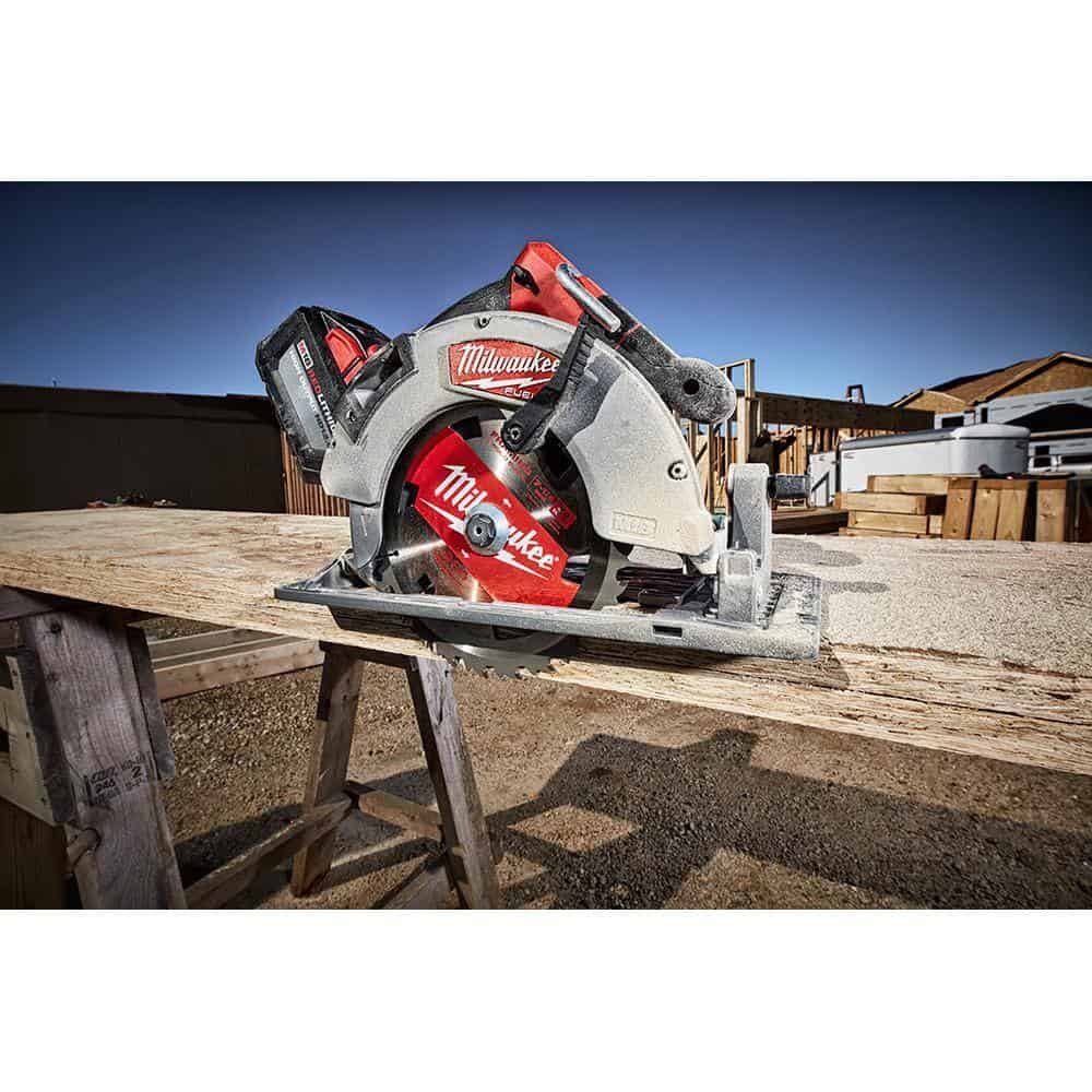 Milwaukee 2732-20-2737-20-2723-20 M18 FUEL 18V Lithium-Ion Brushless 7-1/4 in. Cordless Circular Saw/Jigsaw/Compact Router Combo Kit (3-Tool)
