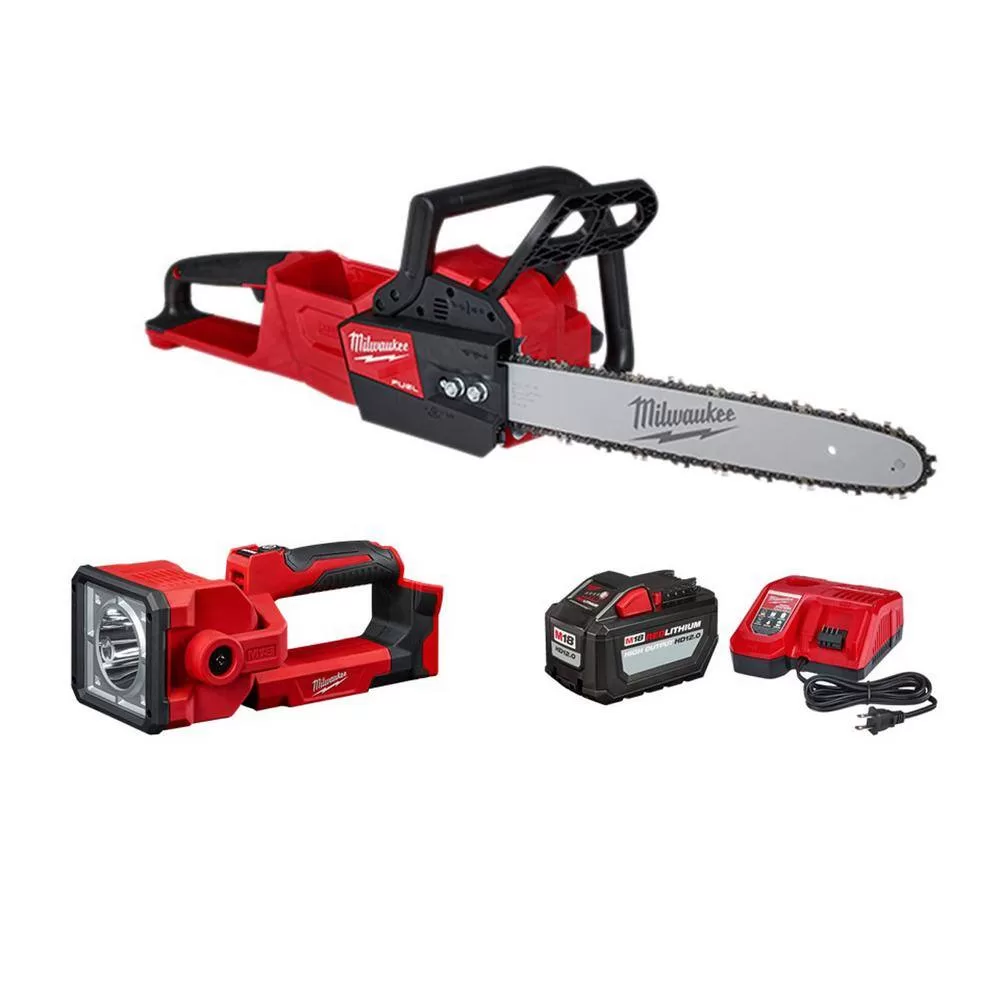 Milwaukee M18 FUEL 16 in. 18V Lithium-Ion Brushless Battery Chainsaw Kit with M18 1250 Lumens Search Light (2-Tool)