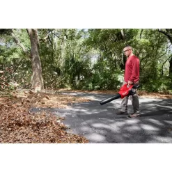 Milwaukee 48-11-1880-2824-20-48-11-1862 M18 18-Volt Lithium-Ion HIGH OUTPUT XC 8.0 Ah Battery with Dual Battery Blower and (2) 6.0 Ah Batteries
