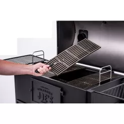 OKLAHOMA JOE'S 19302087 Judge Charcoal Smoker Grill in Black with 540 sq. in. Cooking Space