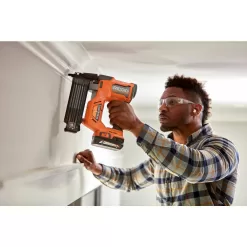 RIDGID R09891B-AC87004 18V Brushless Cordless 18-Gauge 2-1/8 in. Brad Nailer with 4.0 Ah Lithium-Ion Battery