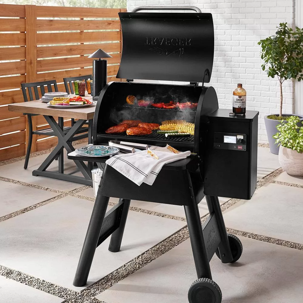 Traeger TFB57GLE Pro 575 Wifi Pellet Grill and Smoker in Black