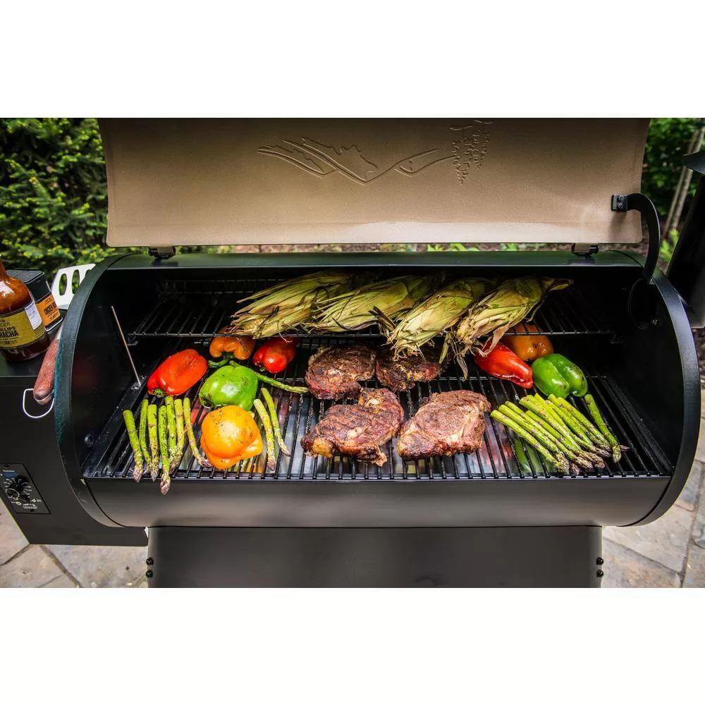 Traeger TFB88PZB Pro Series 34 Pellet Grill in Bronze