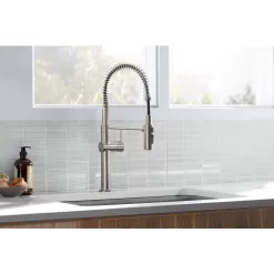 KOHLER Crue Semi-Professional Single-Handle Pull-Down Sprayer Kitchen Faucet in Vibrant Stainless