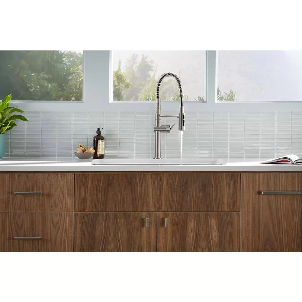 KOHLER Crue Semi-Professional Single-Handle Pull-Down Sprayer Kitchen Faucet in Vibrant Stainless