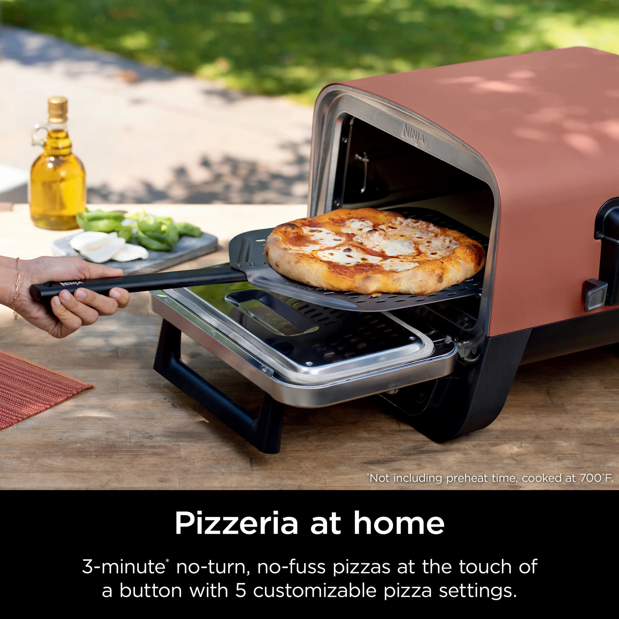 Ninja Woodfire Pizza Oven, 8-in-1 Outdoor Oven, 5 Pizza Settings, Smoker, Ninja Woodfire Technology, Electric - OO101 - Image 11