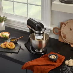 KitchenAid Classic Stand Mixer 4.5-Quart 10-Speed Black Residential Stand Mixer