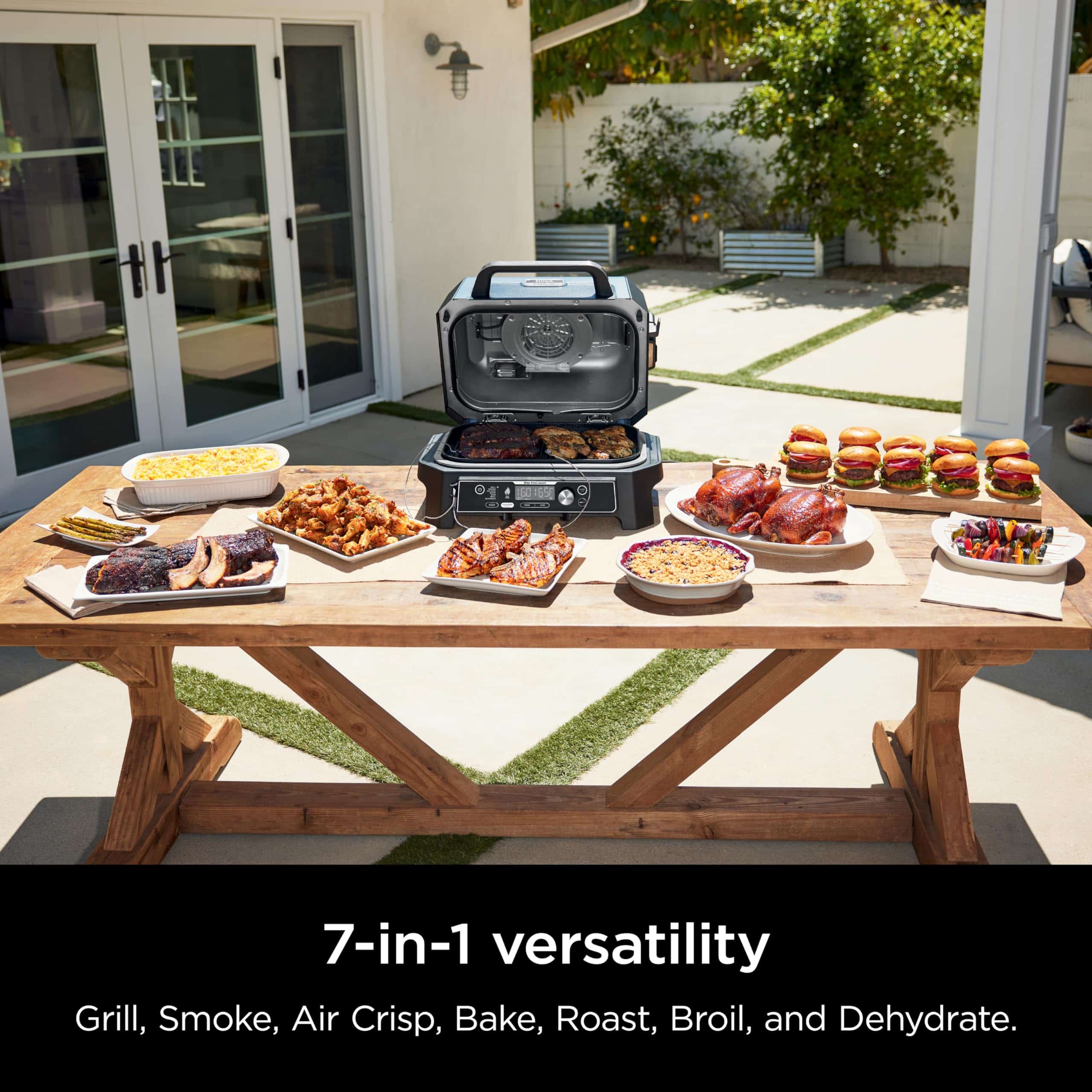 Ninja OG951 Woodfire Pro Connect Premium XL Outdoor Grill & Smoker, 2 Built-In Thermometers, Black