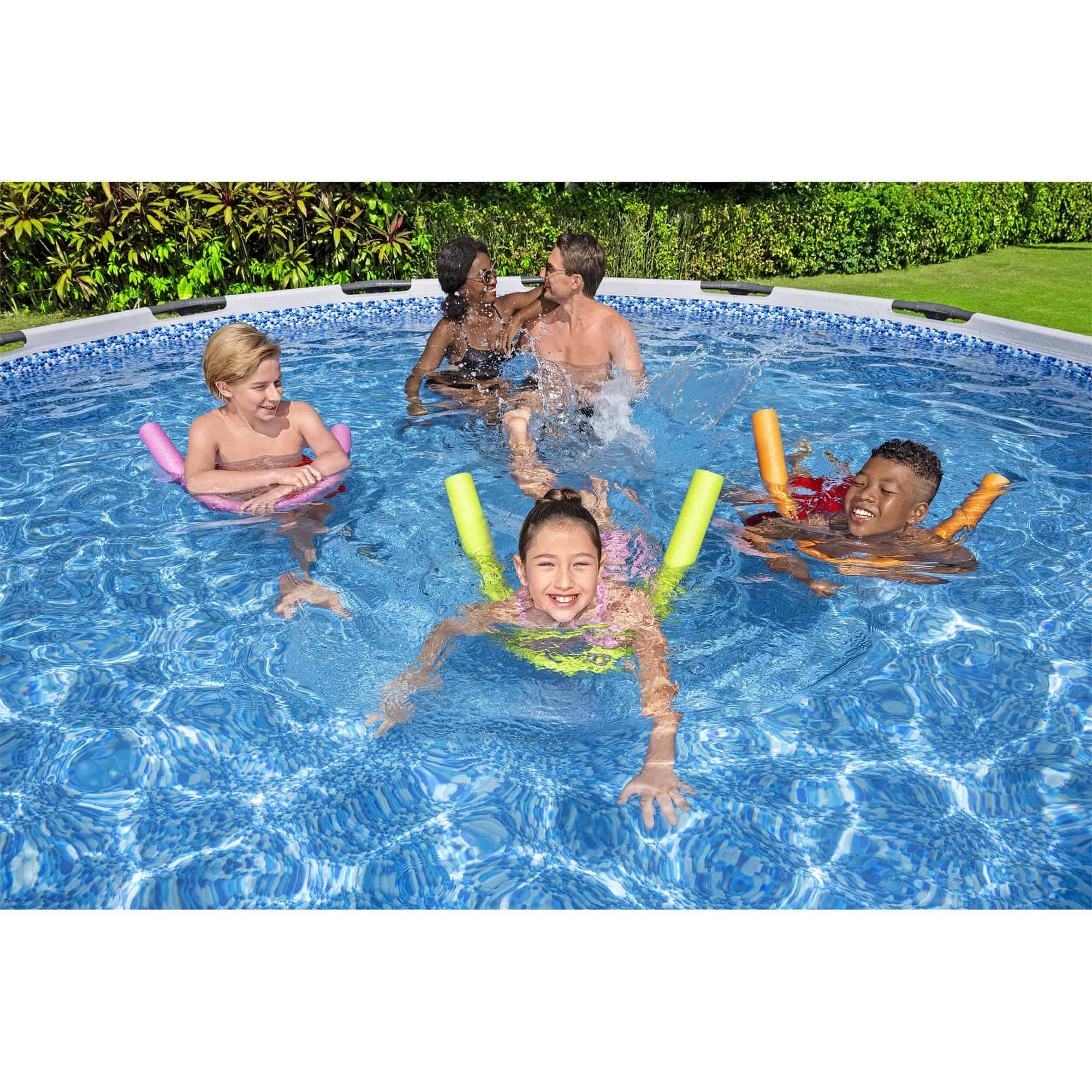 Bestway Steel Pro MAX 15 Foot by 48 Inches Round Above Ground Family Swimming Pool Set Outdoor Steel Frame